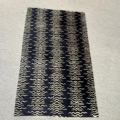 O633 Vintage Tibet Napal 100% Wool Tiger Striped Rug 3' 1" x 5'5"