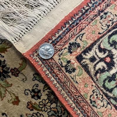 O634 Vintage Silk Floral Medallion Persian Rug 6'x 4'1"