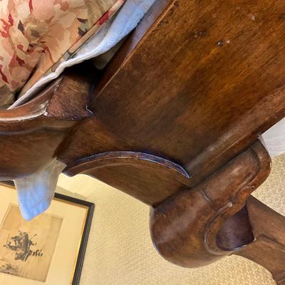 MB636 Large Mahogany Michael Taylor Italian Carved King Bed