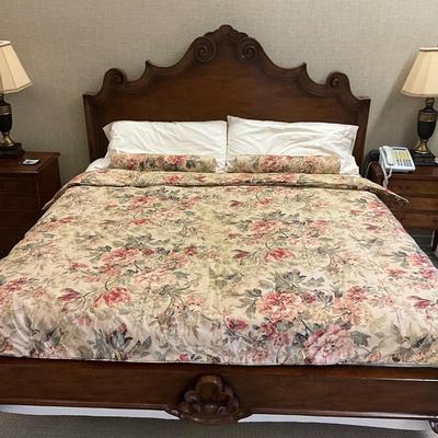 MB637 Custom Made Ralph Lauren King Duvet Cover with Insert and Accent Pillows