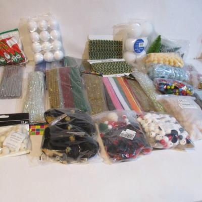 New In The Package My Little Christmas Decorations Chenille Stems Lot 22/23 (See All Pictures)