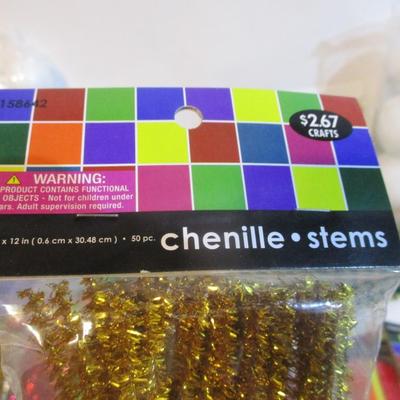 New In The Package My Little Christmas Decorations Chenille Stems Lot 22/23 (See All Pictures)