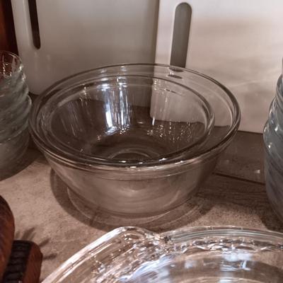 VARIETY OF GLASS BOWLS, WOODPECKER TOOTHPICK HOLDER & CUTTING BOARDS
