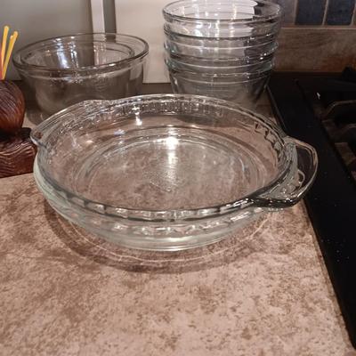 VARIETY OF GLASS BOWLS, WOODPECKER TOOTHPICK HOLDER & CUTTING BOARDS