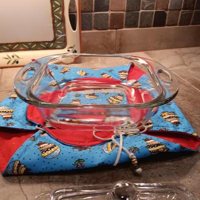 STAINLESS CHIP AND DIP TRAY, CASSEROLE DISH AND WARMER, PIE PANS AND MORE
