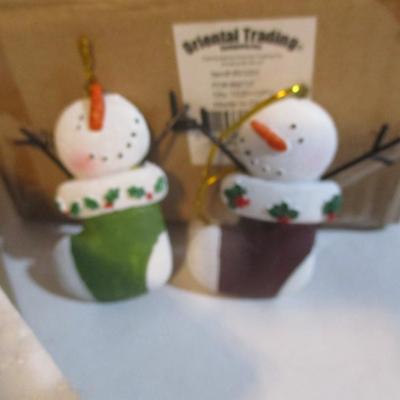 Christmas Wreaths & Oriental Trading Decorations Glass Ornaments Lot 24/25 (See All Pictures)