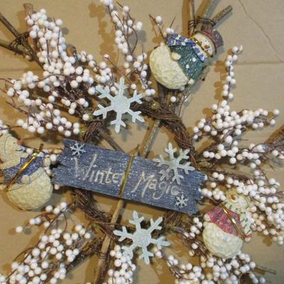 Christmas Wreaths & Oriental Trading Decorations Glass Ornaments Lot 24/25 (See All Pictures)
