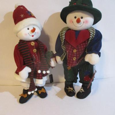 Metal Framed Snow Couple
