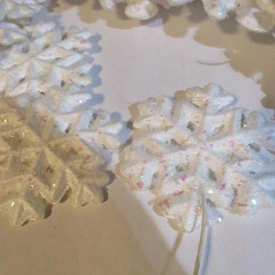Christmas Decorations Lot 28