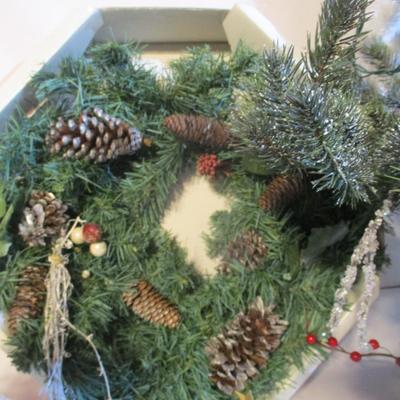 Christmas Decorations Lot 28