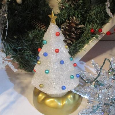 Christmas Decorations Lot 28