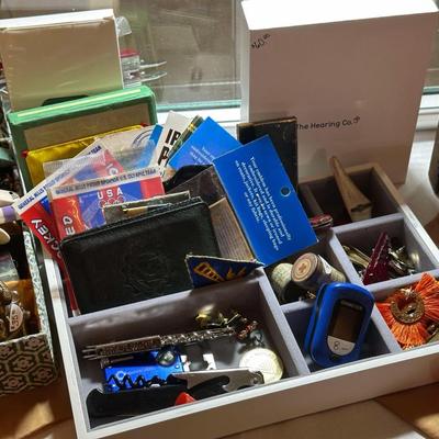 Lot 20: Amazing Collectibles Jewelry & Register Area Selection