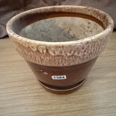 Glazed planter