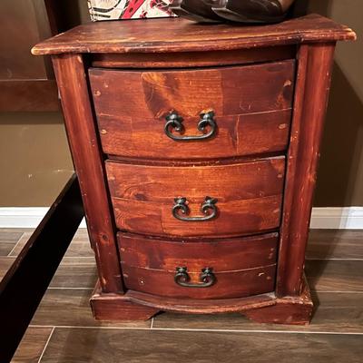 Pine Nite Stand