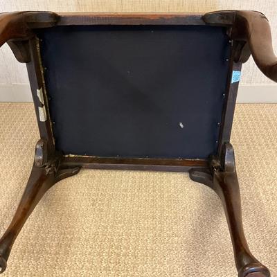 MB648 Antique Queen Anne Style Upholstered Stool