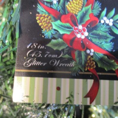 Holiday Glitter Wreaths Lot 34