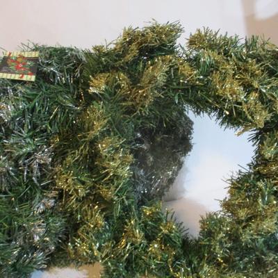 Holiday Glitter Wreaths Lot 34