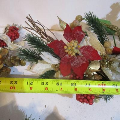 Holiday Trimmings Lot 35