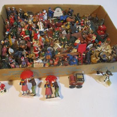 Holiday Christmas Figurines Lemax Lot 38