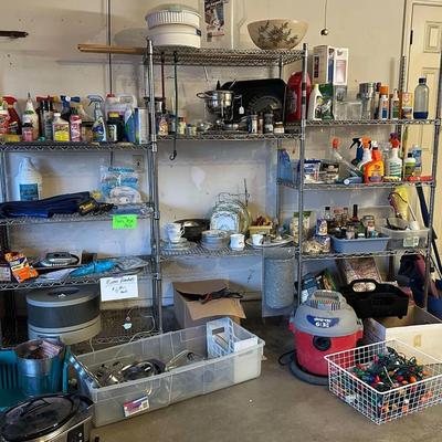 Lot 29: Garage Left Side Selection & Shelf