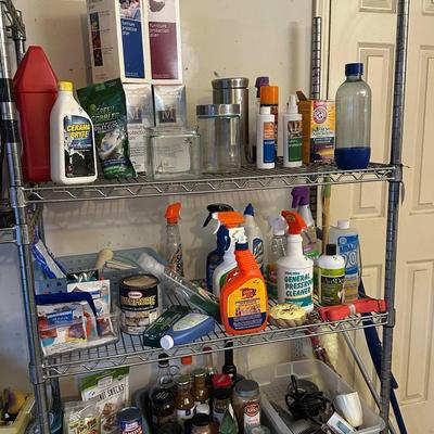 Lot 29: Garage Left Side Selection & Shelf