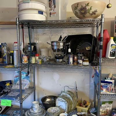 Lot 29: Garage Left Side Selection & Shelf