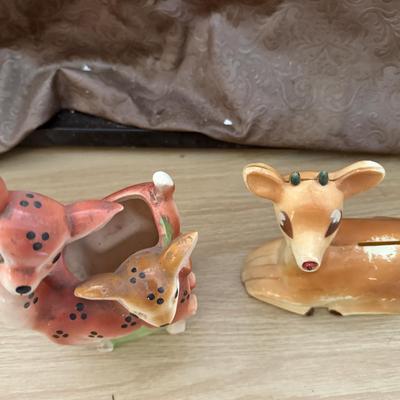 Deer planter and bank