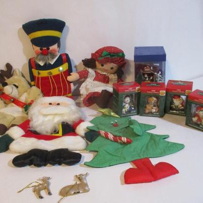 Lemax Battery Operated Vintage Light Up Figures & Christmas Ornaments Lot 52/53 (See All Pictures)