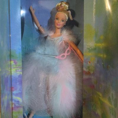 Vintage Barbie Dolls Victorian Tea Ballet Masquerade & Ring In The New Year Lot 44