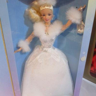 Vintage Barbie Dolls Winter Splender Winter's Reflection The Sterling Silver Rose Bob Mackie Lot 58