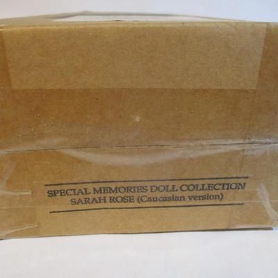 Vintage Avon Special Memories Doll Collection Sarah Rose © 1999 Brand New in Box