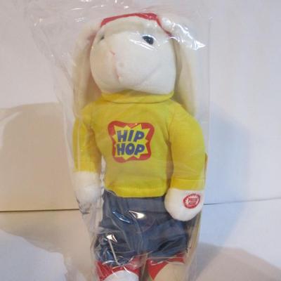 Vintage Avon Hip Hop Harry Dancing Singing Plush Bunny Rabbit With Box Choice 1