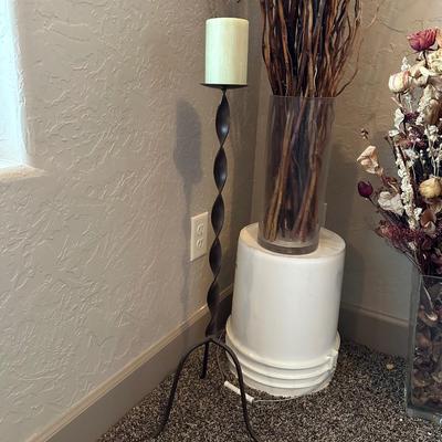 IRON FLOOR CANDLE HOLDER WITH DRIED FLOWERS AND FOLIAGE