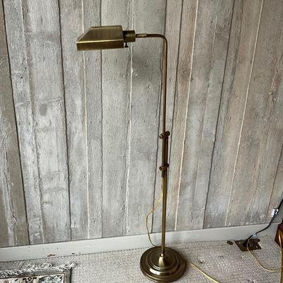 MB663 Vintage Brushed Brass Adjustable Floor Lamp