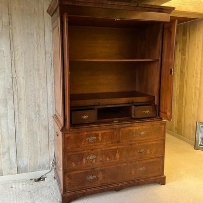 MB 665 Vintage Quality Burl Wood Veneer Armoire