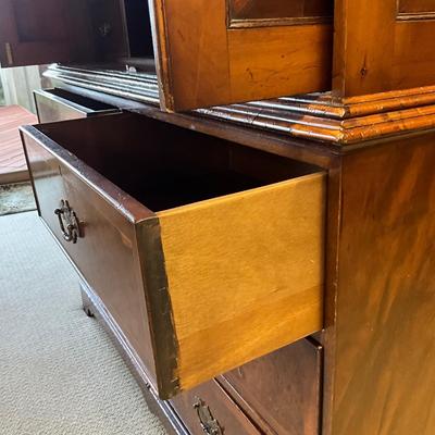 MB 665 Vintage Quality Burl Wood Veneer Armoire