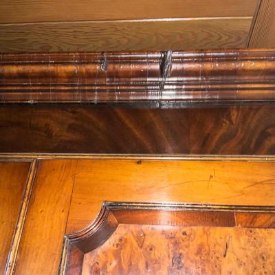 MB 665 Vintage Quality Burl Wood Veneer Armoire