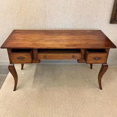 MB667 Vintage French Style Writing Desk