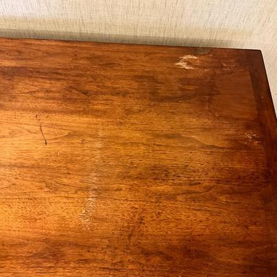MB667 Vintage French Style Writing Desk