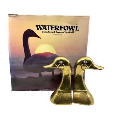 MB671 Vintage Duck Head Brass Bookends with Waterfowl Hardback Book