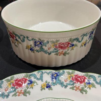 10 Pieces Royal Doulton Floradora Green