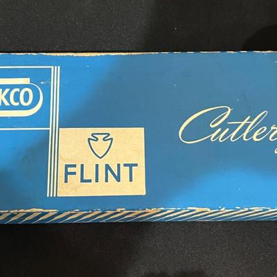 Flint Carving Set