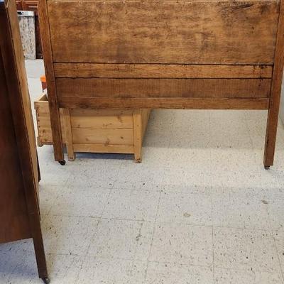 Antique bed
