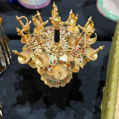 Toledo Swords 18 Piece Toothpick Holder