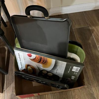 Box of Pans & Cutting Boards