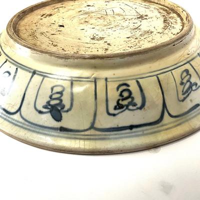 D680 Antique Vietnamese Anemese Porcelain Charger with Stand