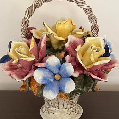 Vintage Capodimonte Decorative Floral Piece