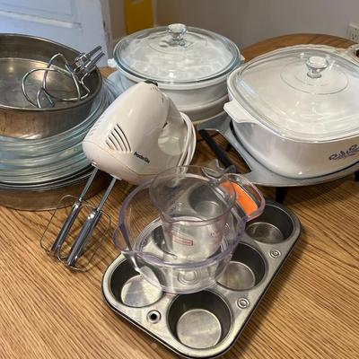 Misc Cookware Lot