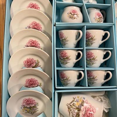 Vintage Toy China Tea Set
