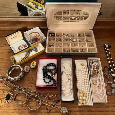 Costume Jewelry Lot